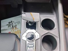 Changan UNI-V 2022 1.5T Deluxe - ფოტო 14