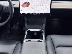 Tesla Model Y Standard Range RWD - ფოტო 13