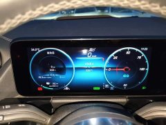 Mercedes-Benz EQA 300 4MATIC Launch Edition - ფოტო 8