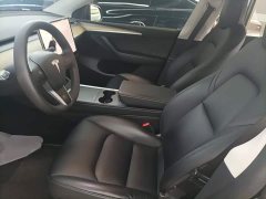 Tesla Model Y Rear-Wheel Drive - ფოტო 7