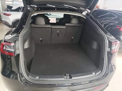 Tesla Model Y Rear-Wheel Drive - ფოტო 9