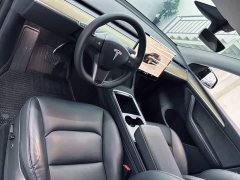 Tesla Model Y Standard Range RWD - ფოტო 17