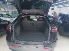 Tesla Model Y Standard Range RWD - ფოტო 9