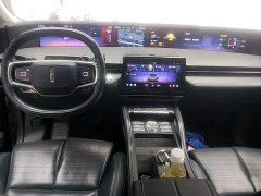 Lincoln Explorer 2.0T AWD Elite - ფოტო 10