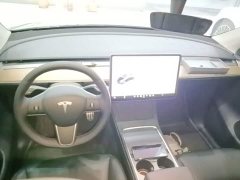 Tesla Model Y Standard Range RWD - ფოტო 10