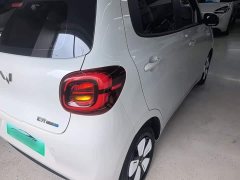 Wuling Hongguang MINIEV Fourth Generation Four-Door Advanced Edition - ფოტო 8