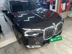 BMW 7 Series 2023 735Li M Sport Package - ფოტო 4