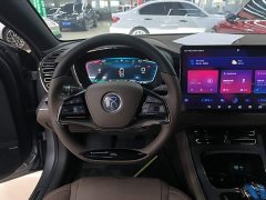 BYD 2022 Han DM-i 121KM Respect Edition - ფოტო 11