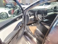 Volkswagen ID.6 CROZZ 2022 Long Range PRO - ფოტო 16