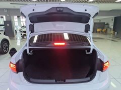 Volkswagen Sagitar 300TSI DSG Excellence Edition - ფოტო 19