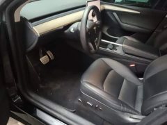Tesla Model Y Performance All-Wheel Drive - ფოტო 16