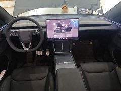 Tesla Model Y L 2025 Long Range All-Wheel Drive - ფოტო 10