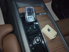 Volvo XC60 B5 AWD Smart Remote Luxury Edition - ფოტო 14