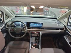 Maxus G50 Plug-in Hybrid Flagship Edition - ფოტო 10