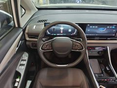 Maxus G50 Plug-in Hybrid Flagship Edition - ფოტო 11