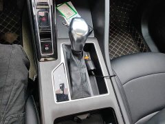 SAIC MG i5 2023 1.5L CVT Luxury - ფოტო 10