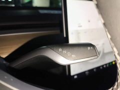 Tesla Model Y Standard Range RWD - ფოტო 14