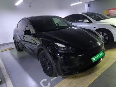 Tesla Model Y Standard Range RWD - ფოტო 4