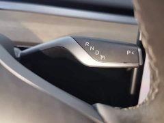 Tesla Model Y Rear-Wheel Drive - ფოტო 14