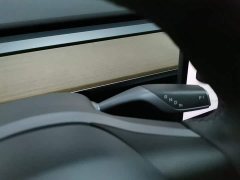 Tesla Model Y Standard Range RWD - ფოტო 14