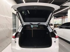 Li Auto i6 2025 Four-Wheel Drive Standard Edition - ფოტო 19