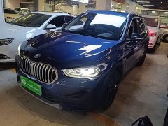 BMW X1 sDrive20Li Fashion Edition - ფოტო 1