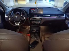 BMW X1 sDrive20Li Fashion Edition - ფოტო 10