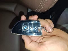 BMW X1 sDrive20Li Fashion Edition - ფოტო 9