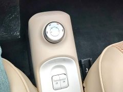 Wuling Hongguang MINIEV Third Generation 215km Youth Edition - ფოტო 14