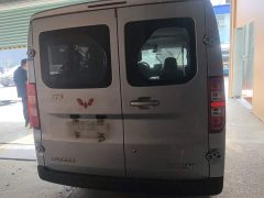 Wuling Yangguang 300km Comfort Passenger Van 75kW - ფოტო 4