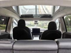 Tesla Model Y Long Range All-Wheel Drive 3D7 - ფოტო 18