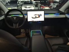 Tesla Model Y Rear-Wheel Drive - ფოტო 10