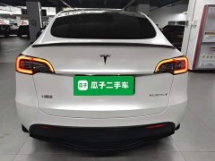 Tesla Model Y Rear-Wheel Drive - ფოტო 6