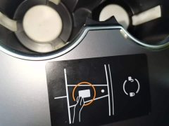 Tesla Model Y Rear-Wheel Drive - ფოტო 9