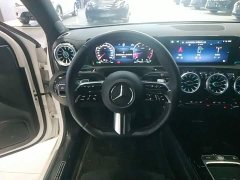 Mercedes-Benz A-Class Facelift A 200 L Fashion Edition - ფოტო 11