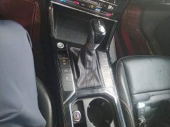 Volkswagen Passat 330TSI Elite - ფოტო 14