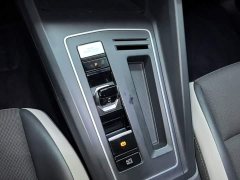 Volkswagen Golf 200TSI DSG - ფოტო 14