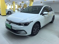 Volkswagen Golf 200TSI DSG - ფოტო 2