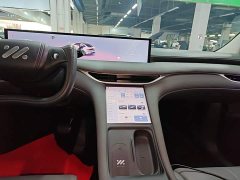 IM Motors Zhiji LS6 Lingxi Intelligent Driving Edition - ფოტო 13
