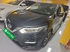 Nissan Qashqai 2.0L CVT Luxury - ფოტო 1