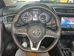 Nissan Qashqai 2.0L CVT Luxury - ფოტო 11