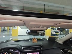Nissan Qashqai 2.0L CVT Luxury - ფოტო 18