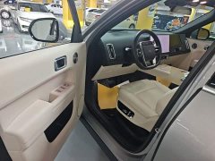 Li Auto L8 Ultra Smart Refresh Edition - ფოტო 16