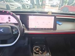 XPeng P7 625E - ფოტო 13