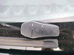 BYD Dolphin 405km Fashion Edition - ფოტო 9