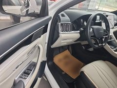 BYD Song Plus New Energy DM-i 110km Flagship Honors Edition - ფოტო 16