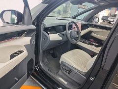 Zeekr Geely Zeekr 009 Seven-Seat Aisle Version 108kWh - ფოტო 16