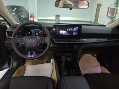 Toyota Camry Hybrid 2.0HE Elite - ფოტო 10
