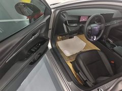 Toyota Camry Hybrid 2.0HE Elite - ფოტო 16