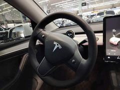 Tesla Model Y Rear-Wheel Drive - ფოტო 11